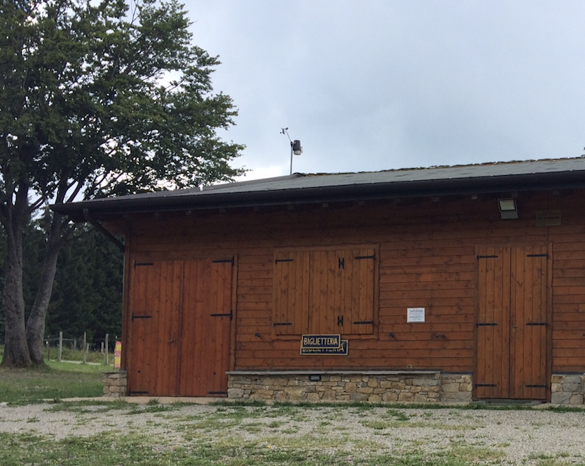 ISOLARE CASETTA DI LEGNO, casette italia, casette da giardino